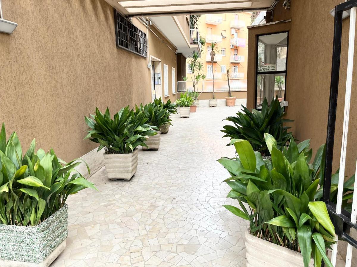 Paula Petra Vatican Apartments Rom Exterior foto